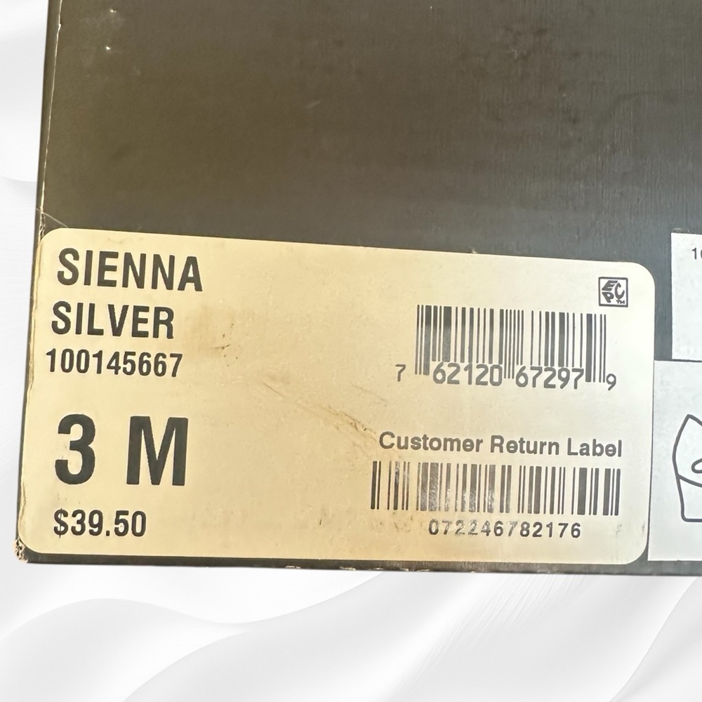 INC International Concepts “Sienna Silver” Silver Wedge Shoes Size 3M - Picture 6 of 6